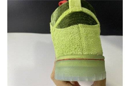 DUNK HIGH SB ‘STRAWBERRY COUGH’