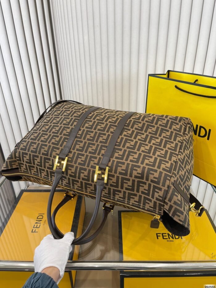 FENDI Travel Bag Size: 48*32cm