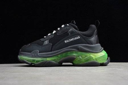 Balenciaga Triple S SNEAKER