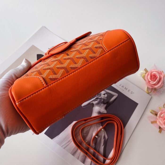 Goyard mini Saigon Orange Saddle bag Size:22*8*15cm