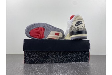 Travis Scott x Air Jordan 3