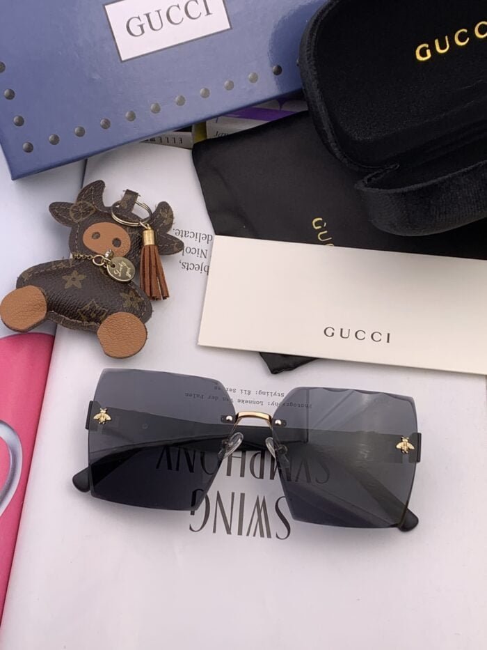 GUCCI bee sunglasses G6518 note the color which you want when you fill shipping address