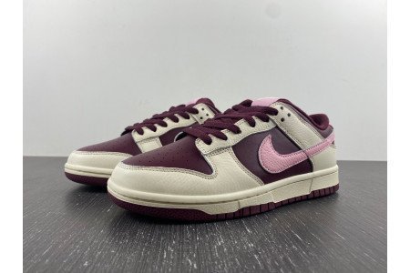 Nike Dunk Low ?Valentine?s Day?