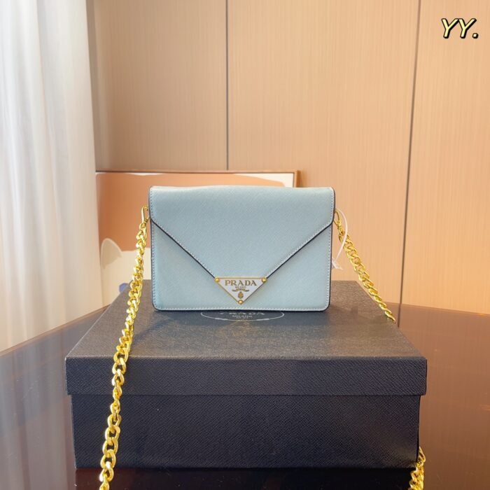 Prada Monochrome Chain bag 5 colors size: 21*4*14cm