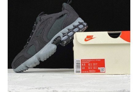 STUSSY X AIR ZOOM SPIRIDON CAGED