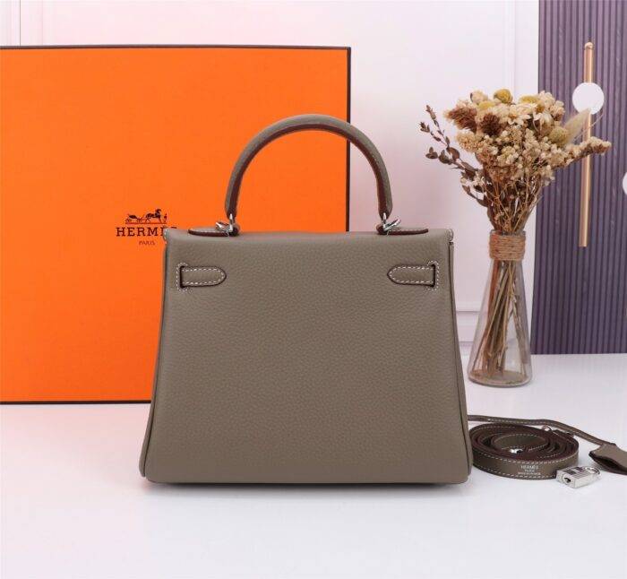 Hermès Kelly Togo Calf Sliver hardware Elephant grey size: 25Cm/ 28Cm
