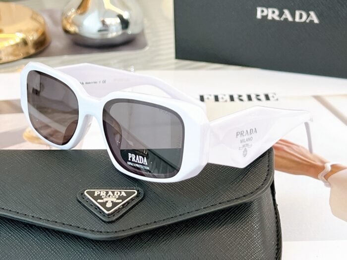 Prada spr17ws sunglasses size:51-20-145