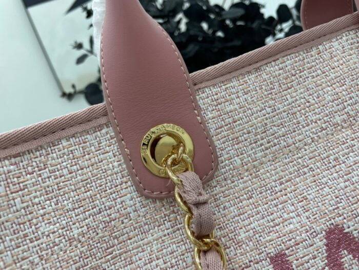 Chanel canvas tote bag Pink light gold size: 38cm