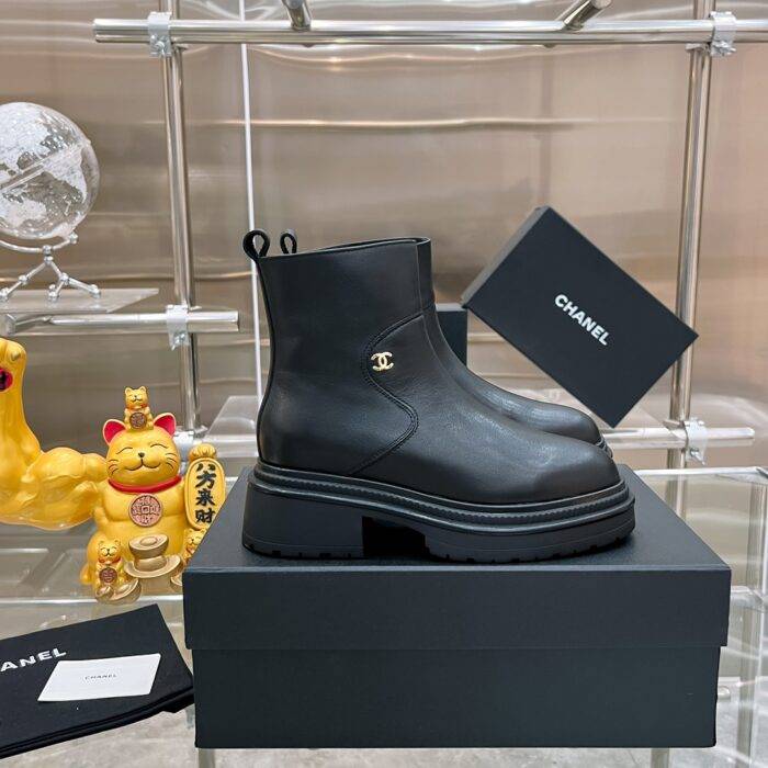 Chanel Ankle boots size: 35-41(40,41 can be customized)note shoes size when you fill shipping address