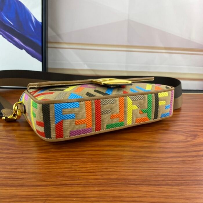 FENDI Baguette Rainbow F embroidery colors shoulderbag F2029 Size: 26*5*15CM