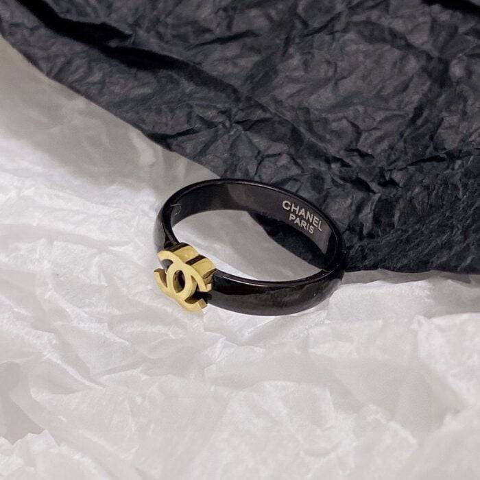 Chanel Letter double C stainless steel black color preserving series modeling ring size: 6-7-8