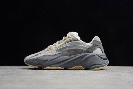 ADIDAS YEEZY BOOST 700 V2 TEPHRA