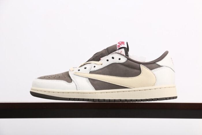 Travis Scott x Air Jordan 1 Low