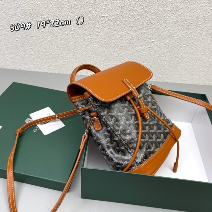 Goyard goyardalpin mini backpack Brown with black Size: 8.5*18.5*21.5cm