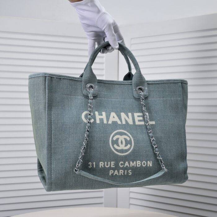 Chanel new beach bag denim bag Blue with little wallet size: 48*38*30*14cm