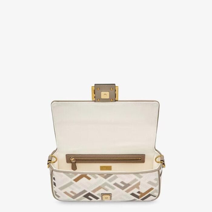 FENDI Hot Classic Baguette