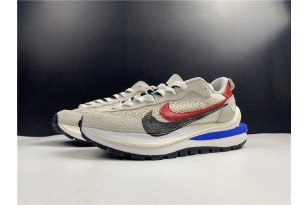 Nike Vaporwaffle sacai Sport Fuchsia Game Royal