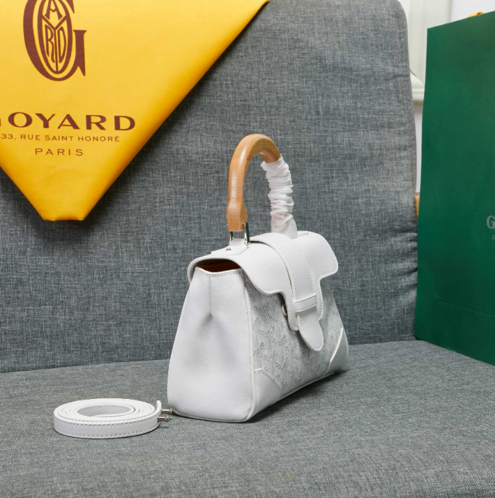 Goyard mini sigon Saddle bag White Size:18*15*20*9cm