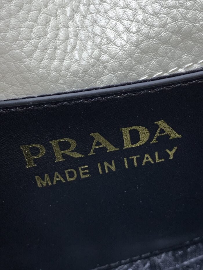 Prada renovate shoulder bag cream white 55139 Size:24*15*10.5cm