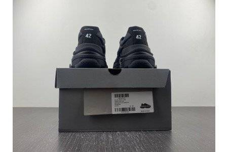 Balenciaga Triple S SNEAKER