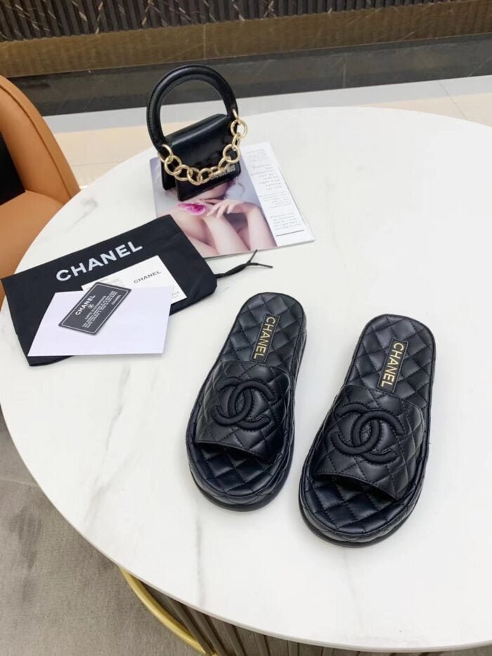 Chanel Sling-back Top casual slippers size: 35-40 note shoes size when you fill shipping address