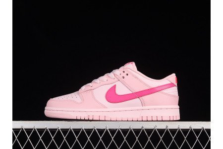 Nike Dunk Low Triple Pink