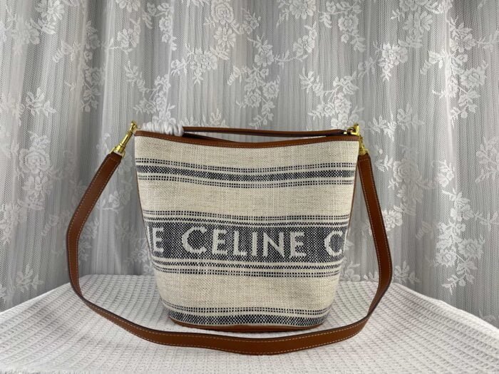 CELINE Fabric cow leather bucket bag with little wallet 1188 Size: 29*25*23cm