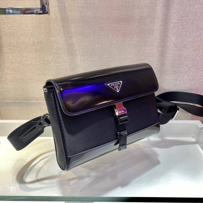 Prada re-nylon shoulder bag 2vd044 size: 20*15.5*4cm