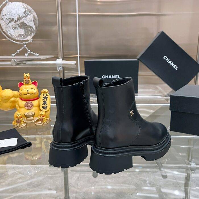 Chanel Ankle boots size: 35-41(40,41 can be customized)note shoes size when you fill shipping address