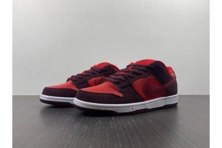 Nike SB Dunk Low Cherry