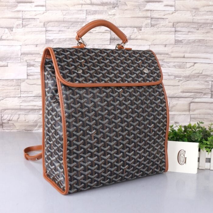Goyard Backpack black with earthy yellow size:32*14*37cm