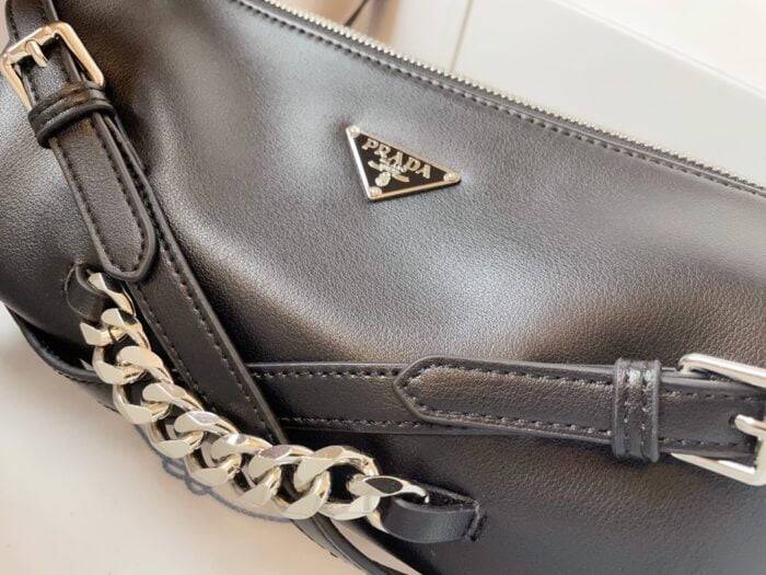 Prada Vintage Baguette underarm bag 1BD740 black