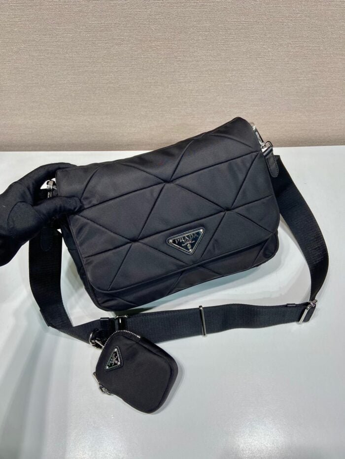 Prada nylon Three-piece set shoulder bag 1bd290 size: 24*24*8.5cm