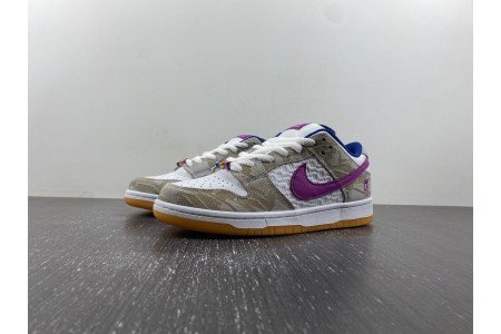Rayssa Leal x Nike SB Dunk Low