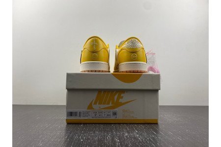 Travis Scott x Air Jordan 1 Low OG