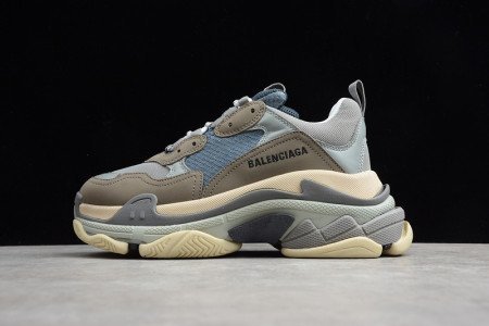 Balenciaga TRIPLE S