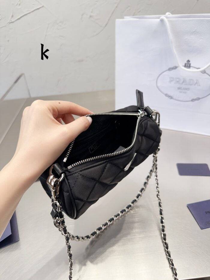 Prada Medieval cylinder nylon bag size: 19* 9cm