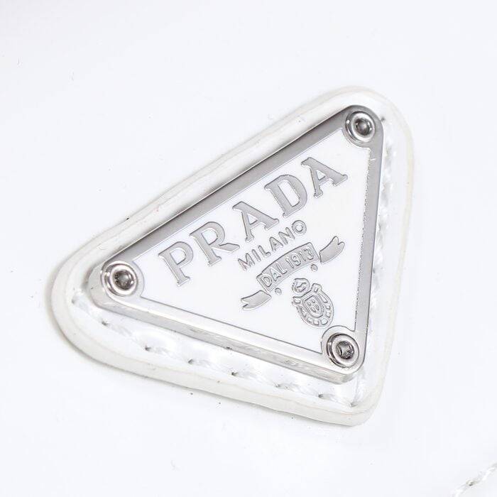 Prada hobo cleo Patent leather 611 white size:22*13cm