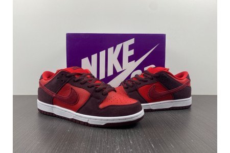 Nike SB Dunk Low Cherry