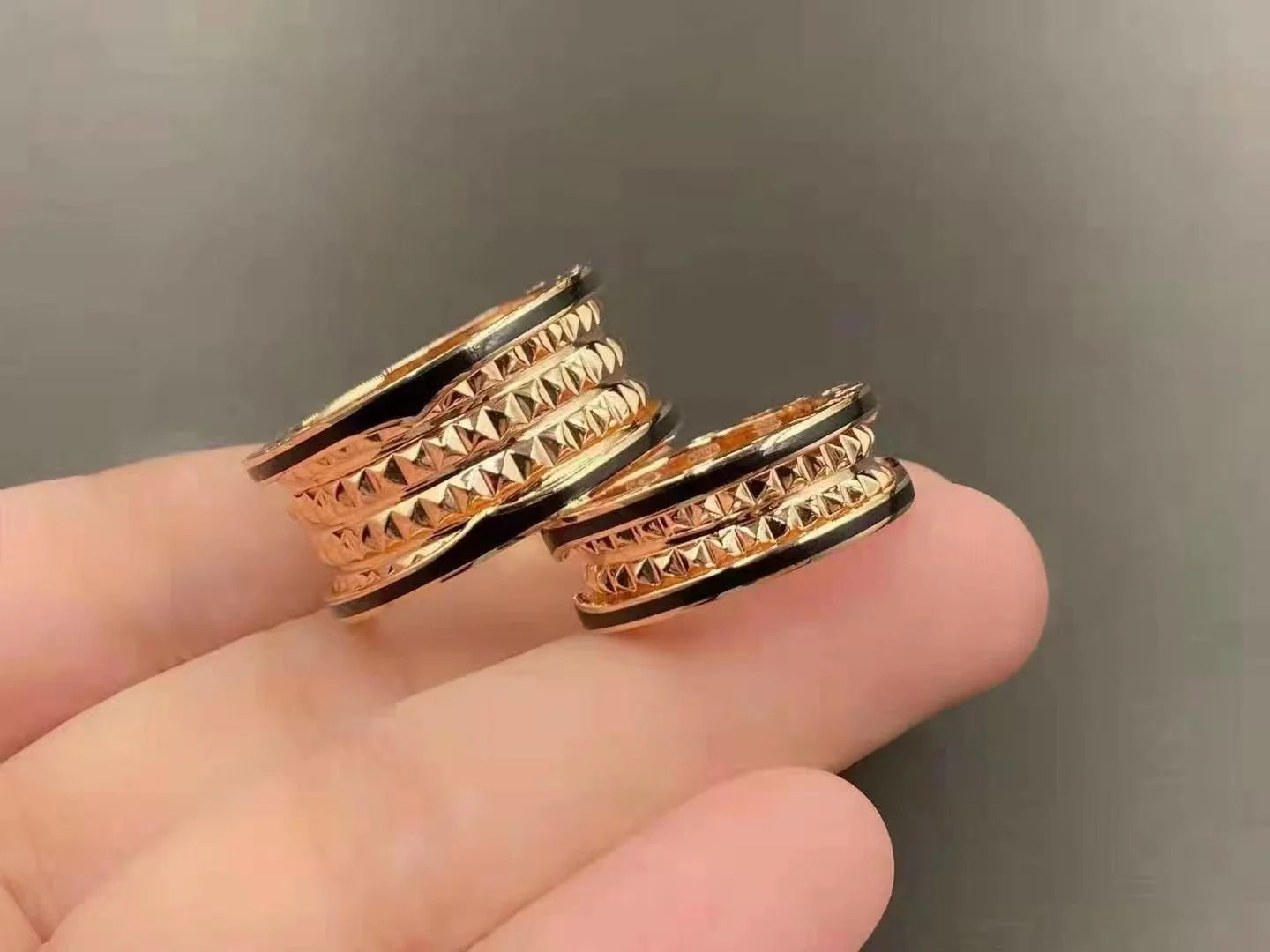 [BV]ZERO 1 ROCK BLACK CERAMIC PINK GOLD LARGE MODEL