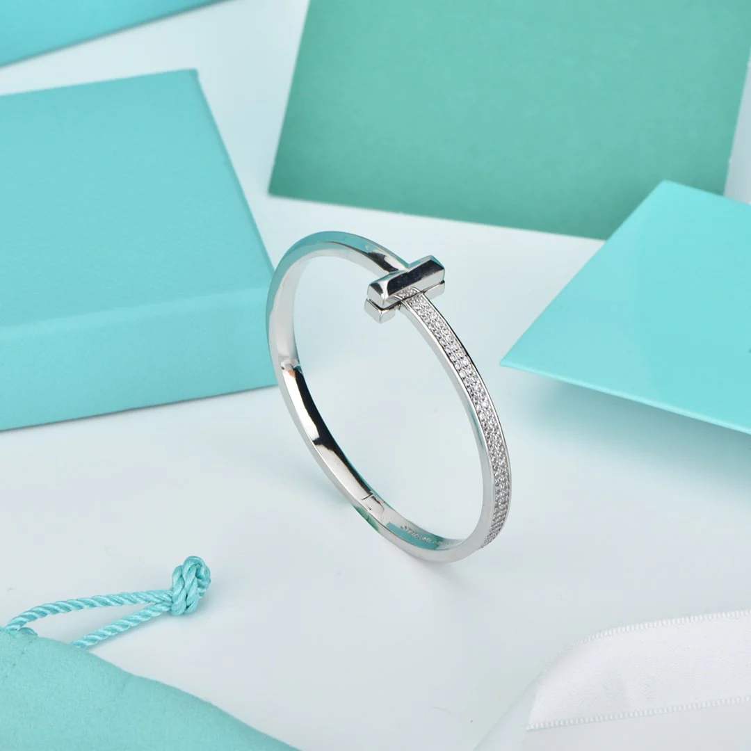 [TF]WIDE DIAMONDS HINGED BANGLE