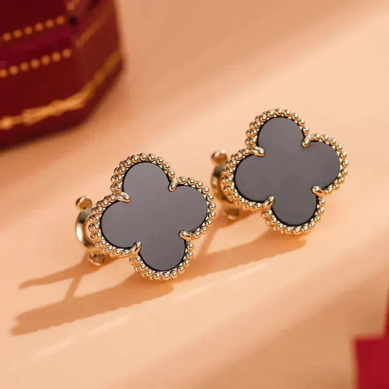 [VA]CLOVER MEDIUM 1 MOTIFS  ONYX STUD EARRINGS
