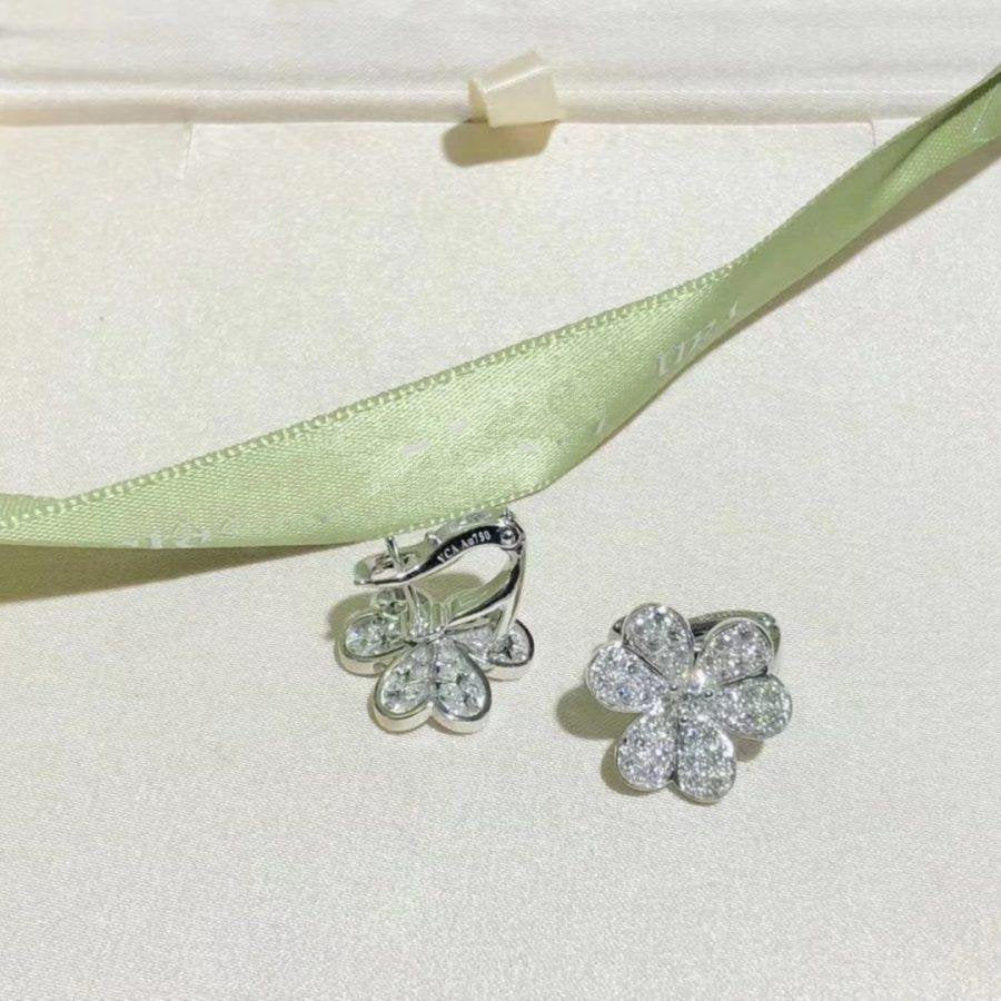 [VA]FRIVOLE SILVER FLOWER DIAMOND EARRINGS