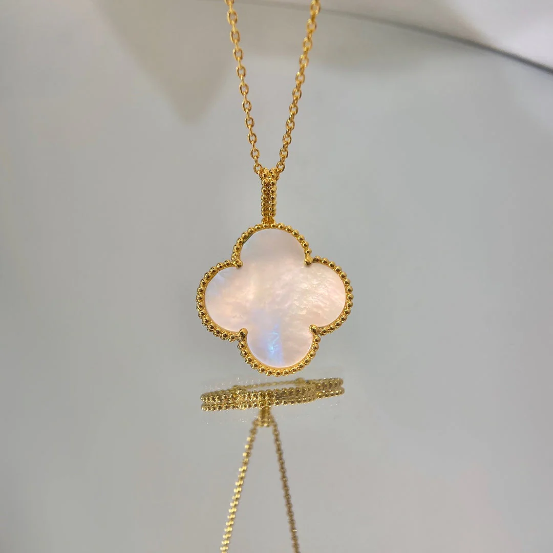 [VA]CLOVER 25MM MOP LARGE PENDANT NECKLACE