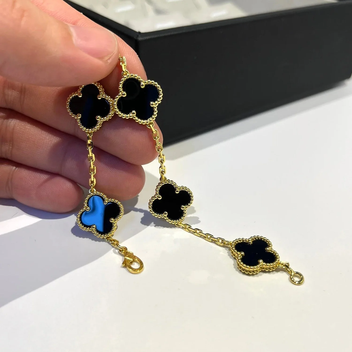 [VA]CLOVER  5 MOTIFS BLACK ONYX BRACELET