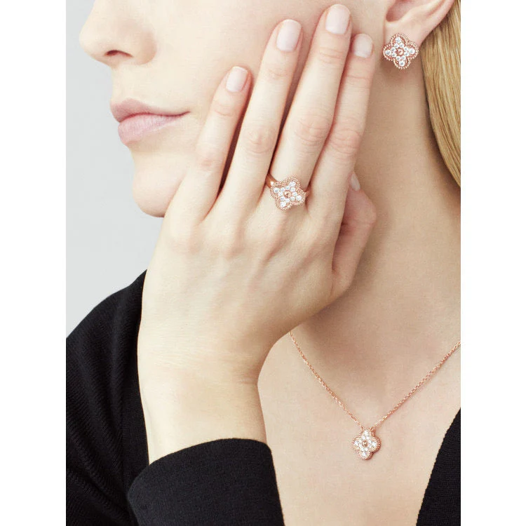 [VA]CLOVER 15MM DIAMOND SINGLE FLOWER NECKLACE