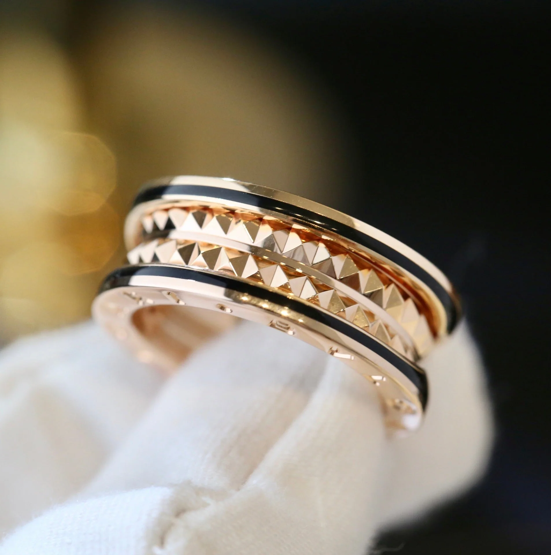 [BV]ZERO 1 GOLD BLACK CERAMIC RING