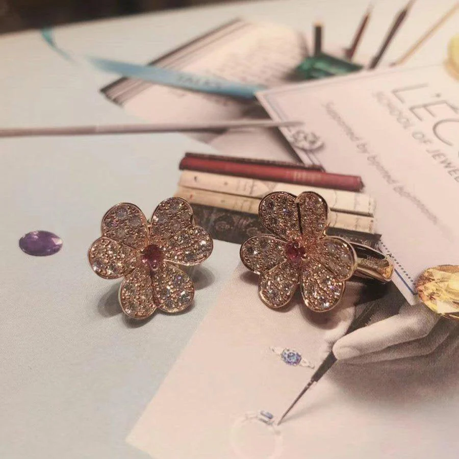 [VA]FRIVOLE PINK GOLD FLOWER DIAMOND EARRINGS