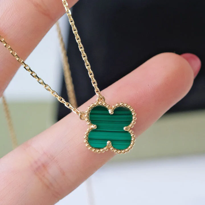 [VA]CLOVER 15MM MALACHITE SINGLE FLOWER  NECKLACE