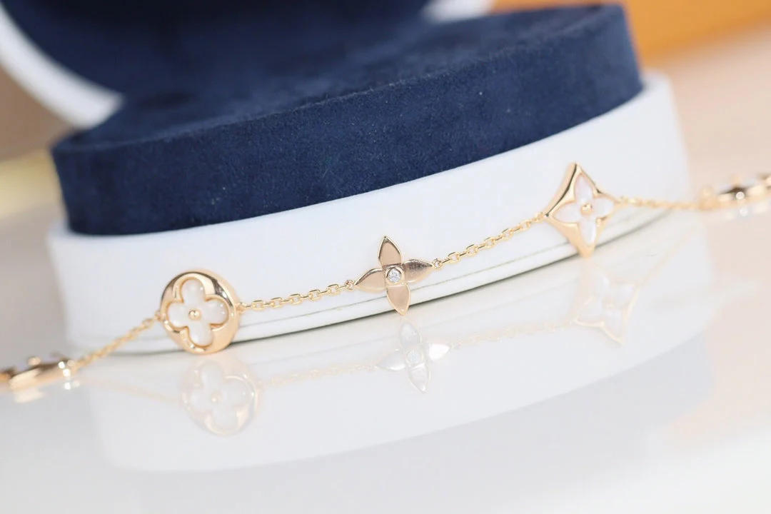 [Loui]LEAF CLOVER BRACELET